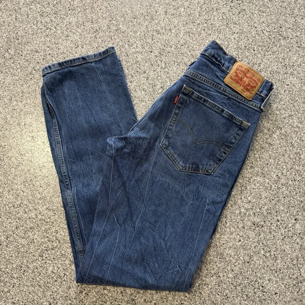 Levis 527 Jeans Mens 34x32 Slim Fit Bootcut Cotton Denim Medium Wash Whiskers